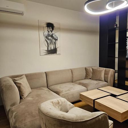 Adav Luxus Apartment Visoko Exterior photo