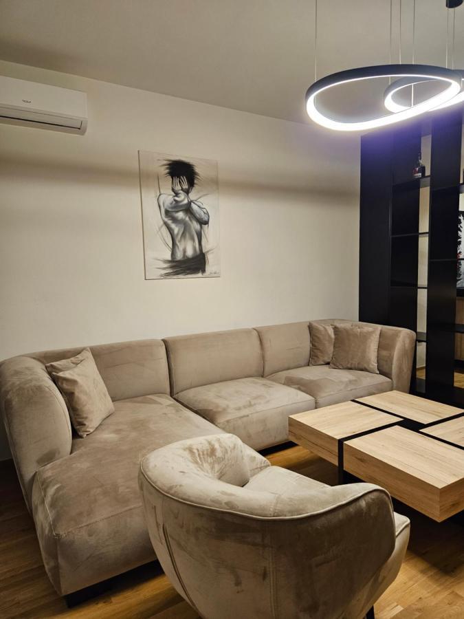 Adav Luxus Apartment Visoko Exterior photo
