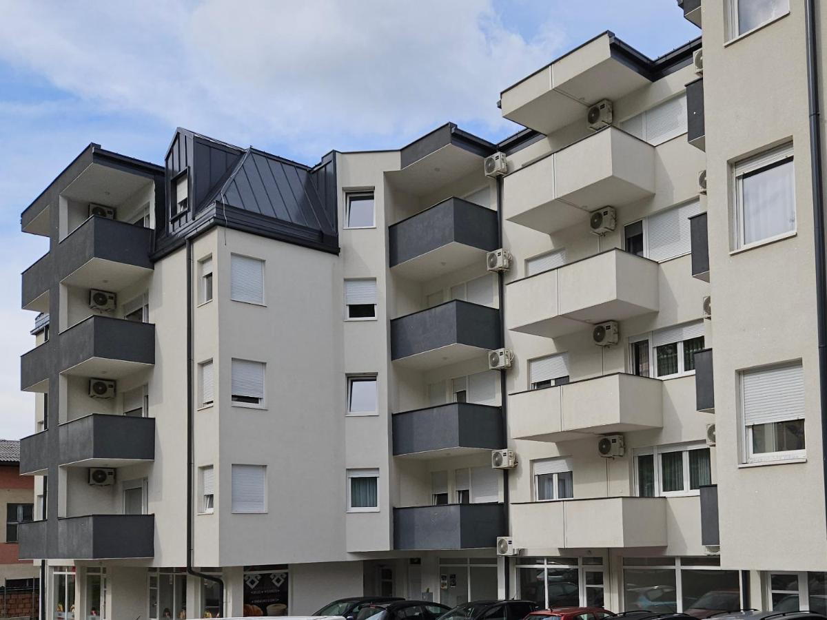 Adav Luxus Apartment Visoko Exterior photo